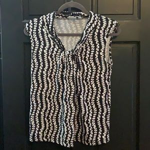 Kim Rogers black white sleeveless top PS